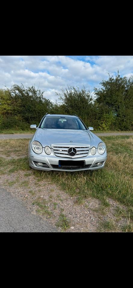 Mercedes Benz E 350 2006 — interior