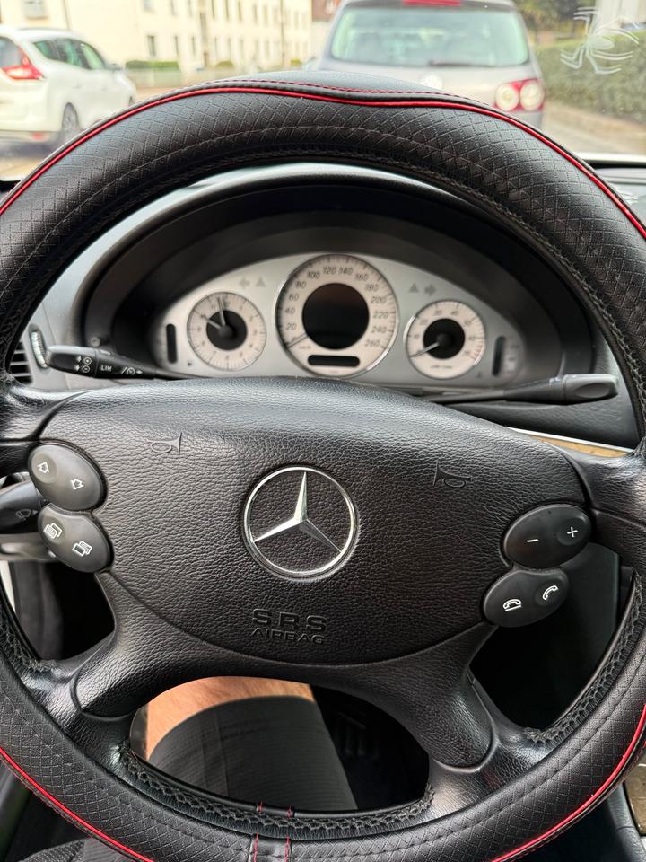 Mercedes Benz E 350 2006 — photo 9