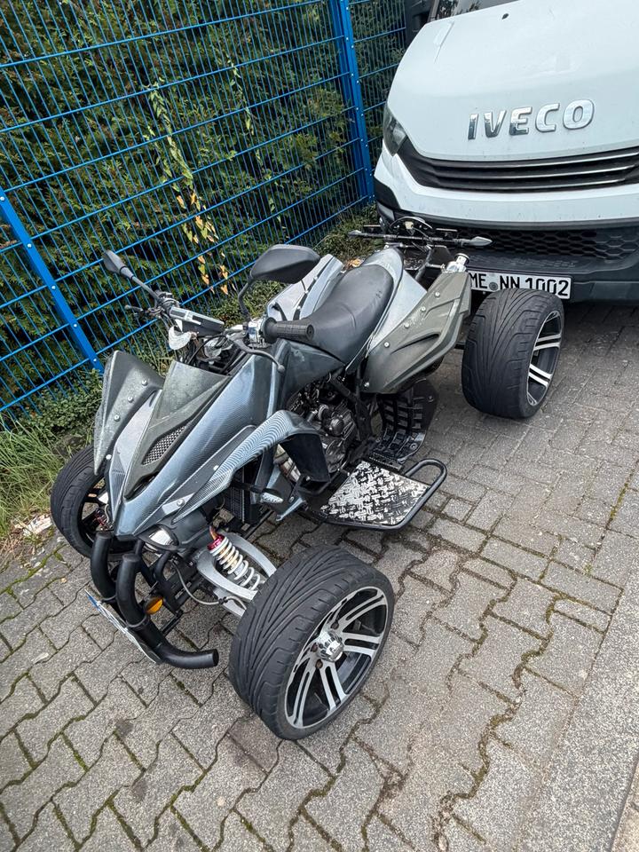 Weitere Motorräder Quad Jinling 250cc, 2013