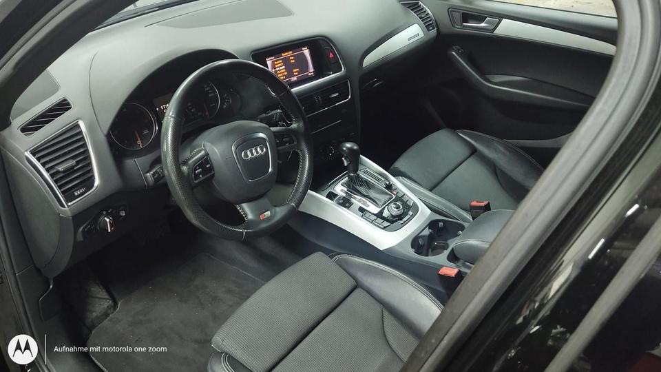 Audi Q5 2010 — photo 10