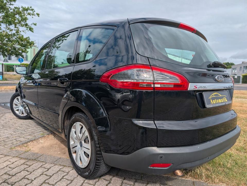 Ford S-Max 2013 — фото 11