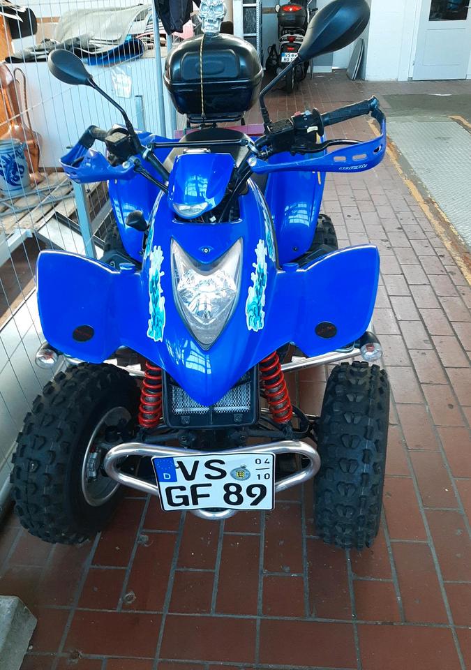 Kymco schönes quad 2004 — rear view
