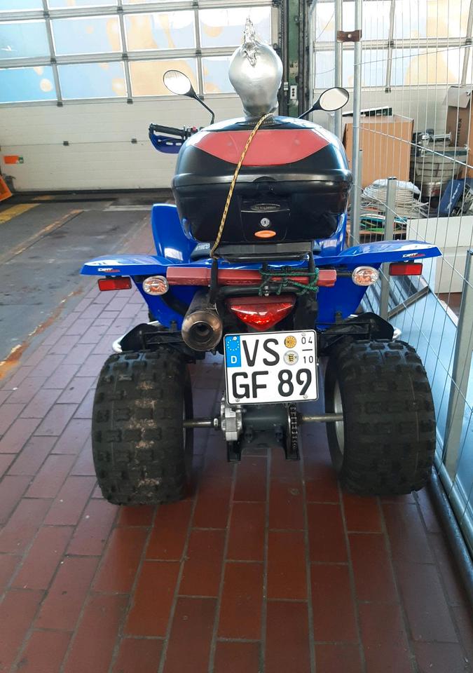 Kymco schönes quad 2004 — interior