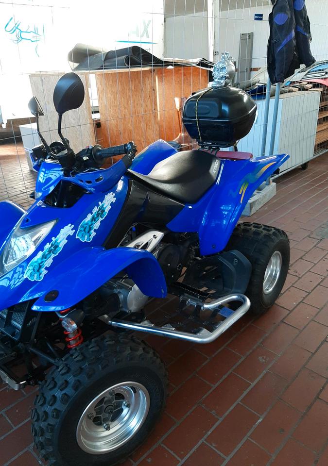 Kymco schönes quad 2004 — engine 250 ccm
