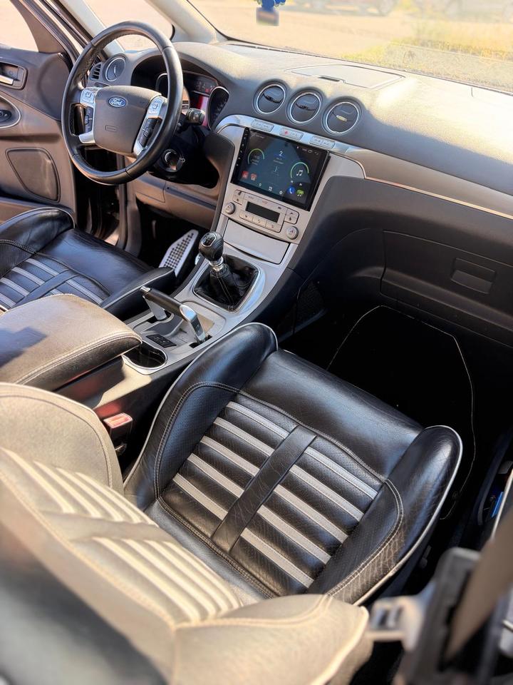 Ford S-Max 2007 — photo 18