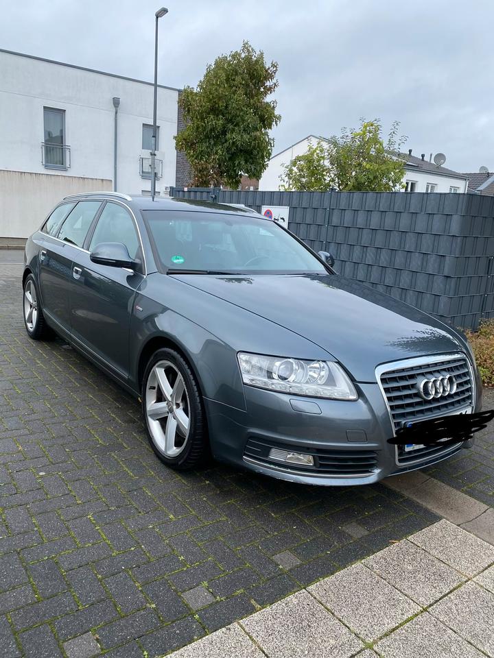 Audi A6 2009 — салон