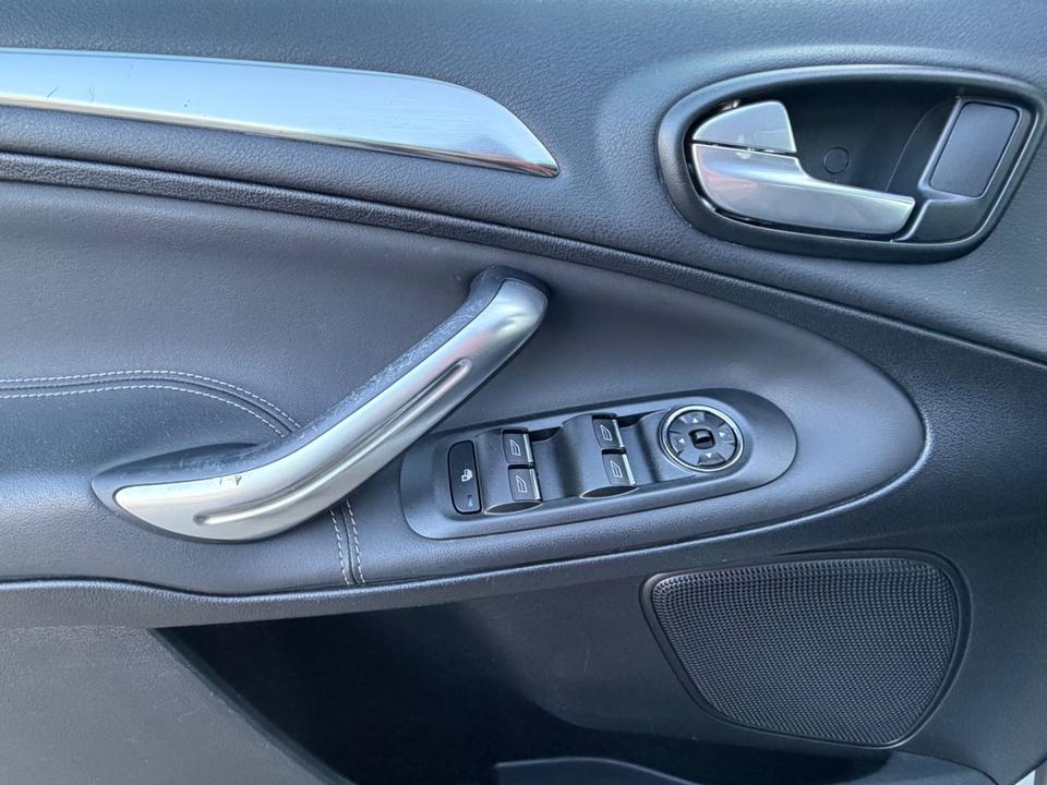 Ford S-Max 2015 — фото 13