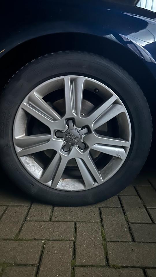 Audi A4 2008 — photo 12