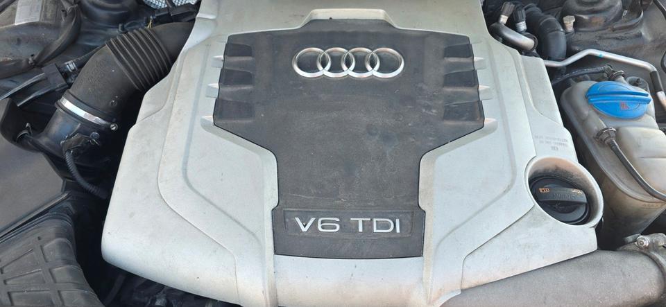 Audi A4 2011 — photo 11