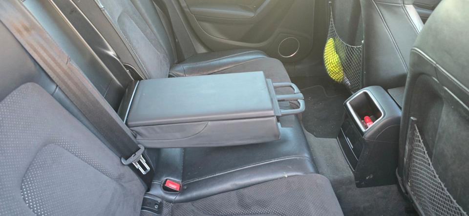 Audi A4 2011 — photo 5