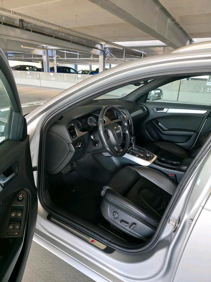 Audi A4 2009 — photo 10