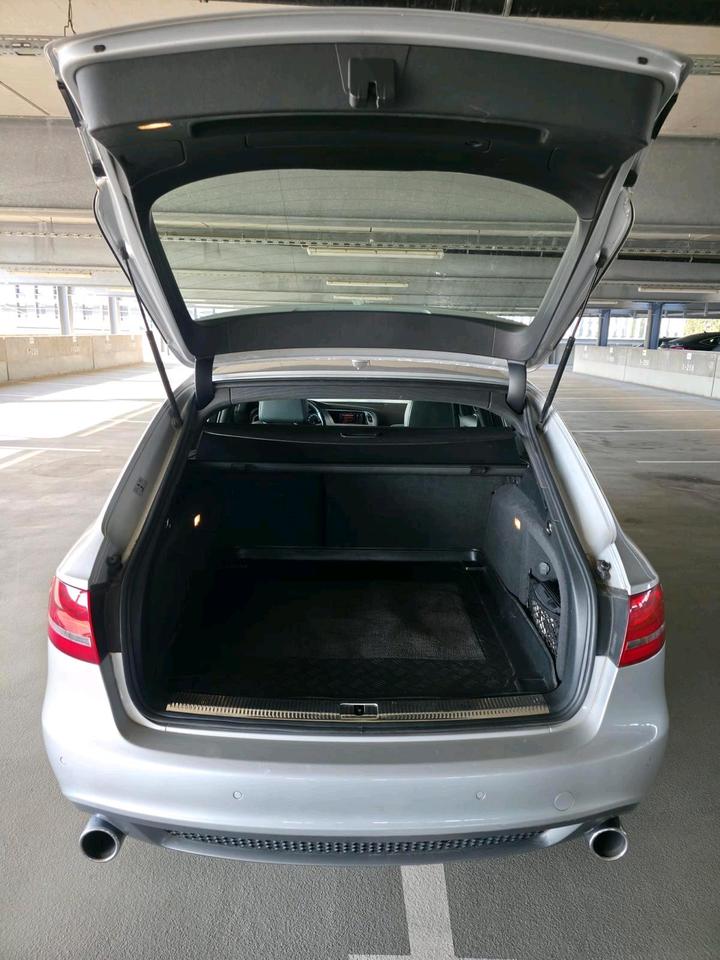 Audi A4 2009 — photo 16