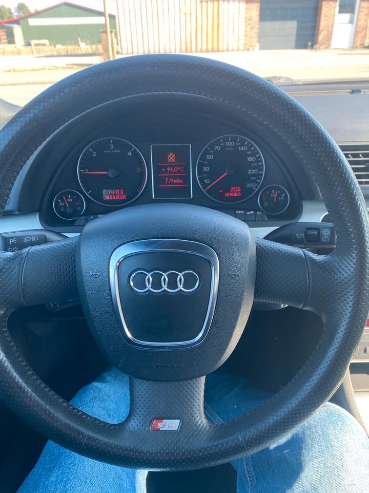 Audi A4 2005 — photo 8