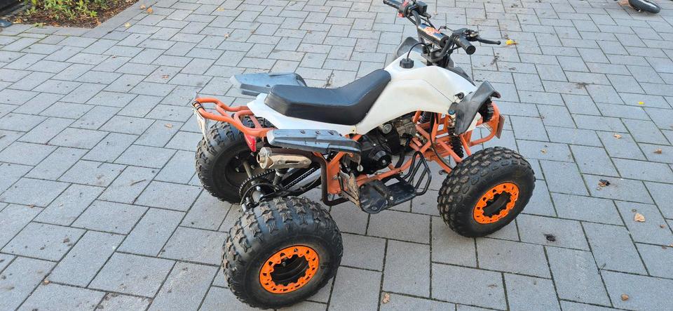 Weitere Motorräder KXD Kinderquad 125 ccm – fahrbereit – Batterie & Bremse neu 2013 — interior