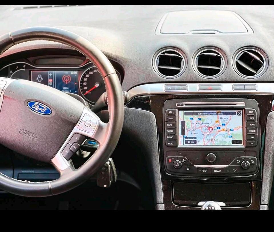 Ford S-Max 2013 — фото 10