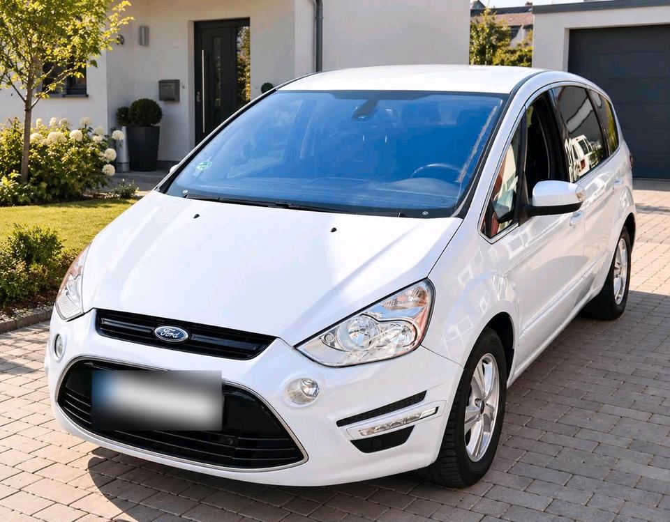 Ford S-Max 2013 — двигун