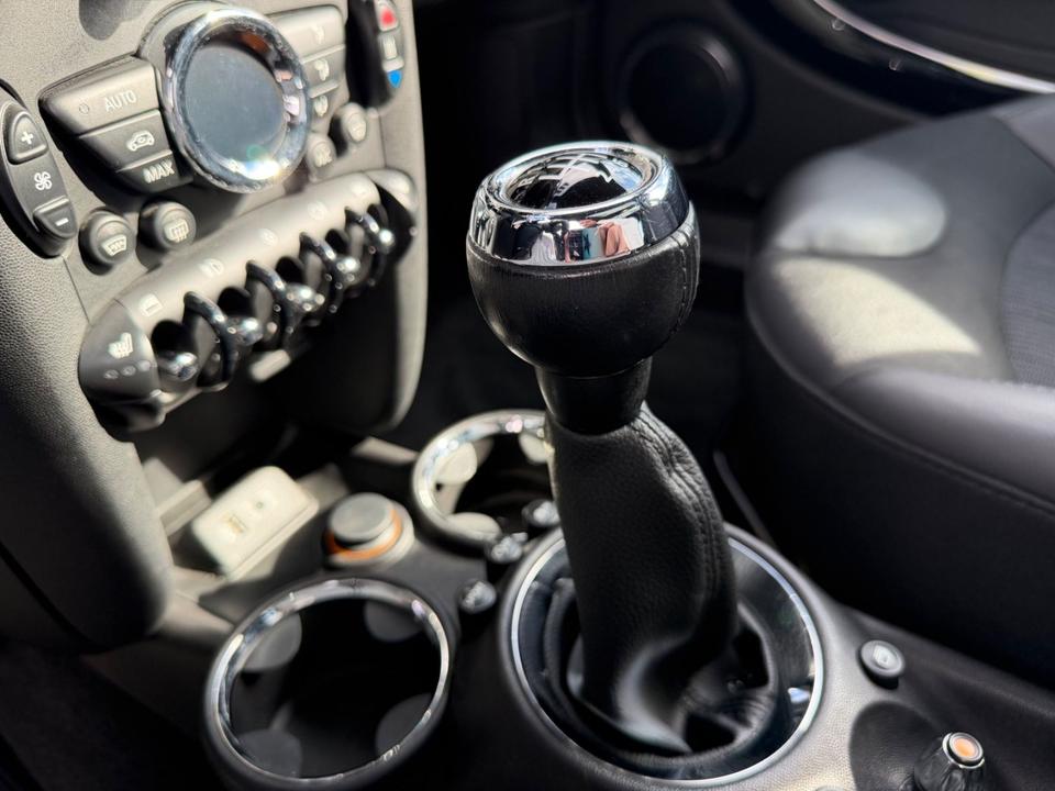 Mini Cooper S Clubman 2013 — photo 14