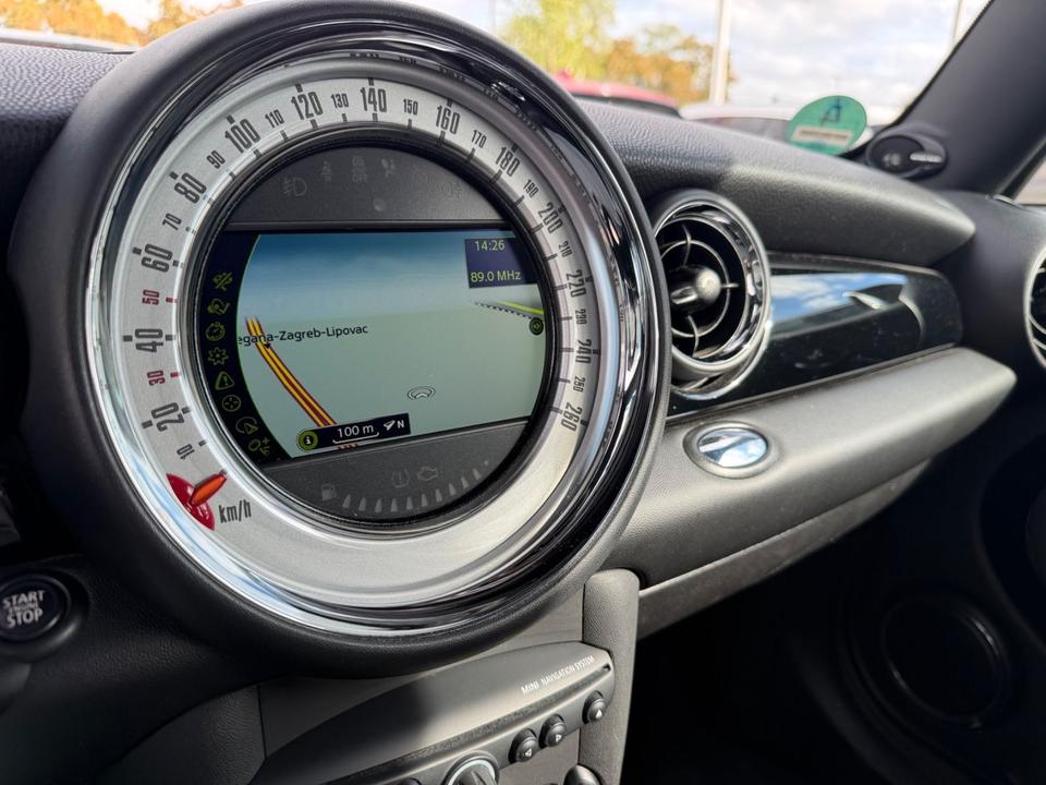 Mini Cooper S Clubman 2013 — photo 15