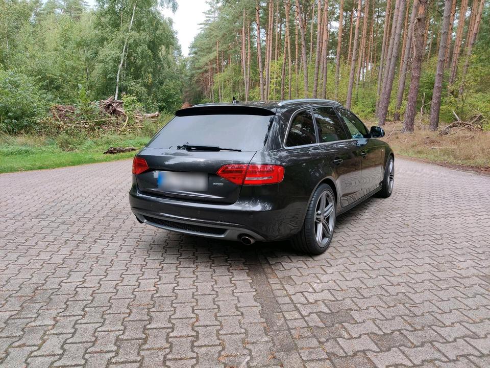 Audi A4 2008 — interior