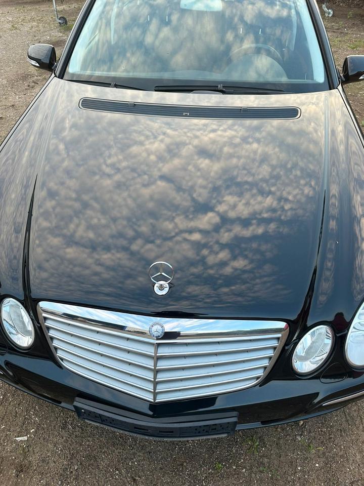 Mercedes Benz E 200 2007 — photo 10