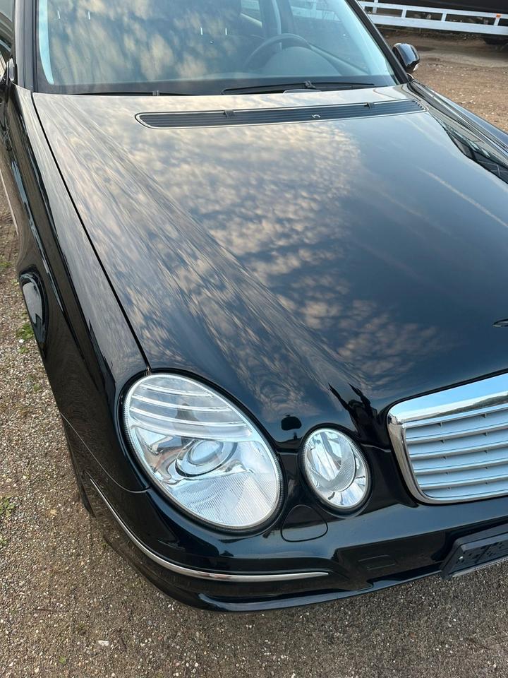 Mercedes Benz E 200 2007 — photo 13