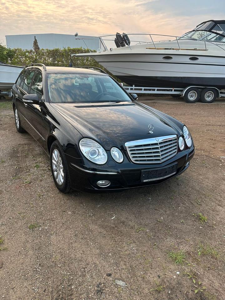 Mercedes Benz E 200 2007 — photo 14