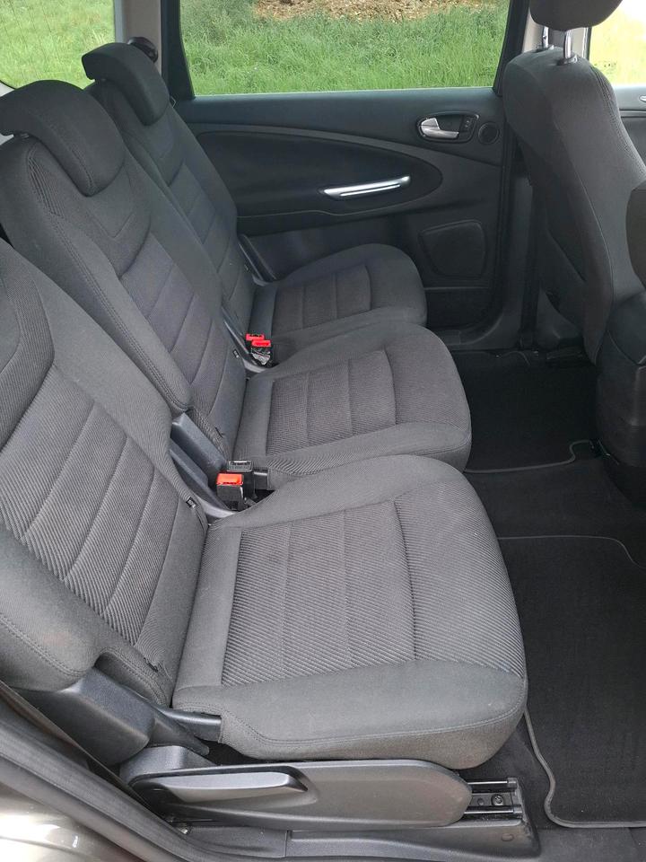 Ford S-Max 2011 — photo 6