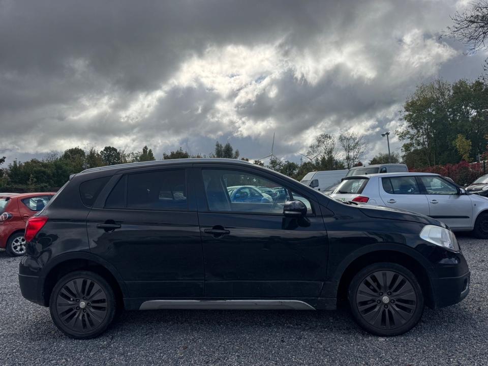 Suzuki SX4 2013 — салон
