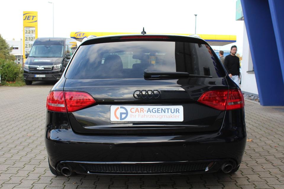Audi A4 2011 — photo 11