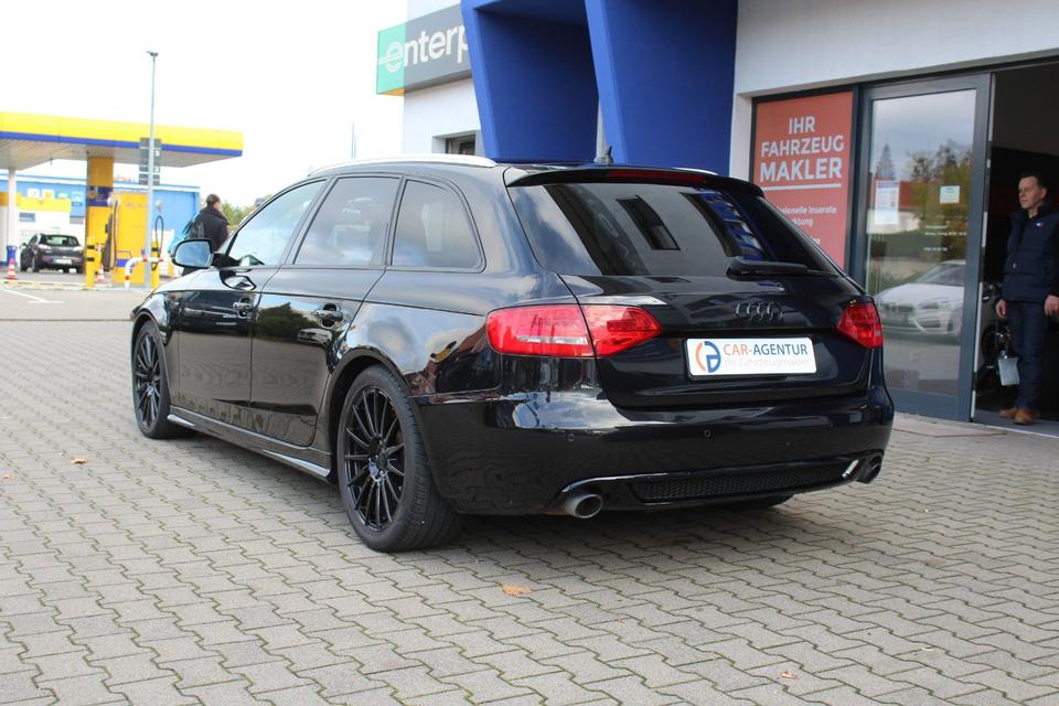 Audi A4 2011 — photo 12