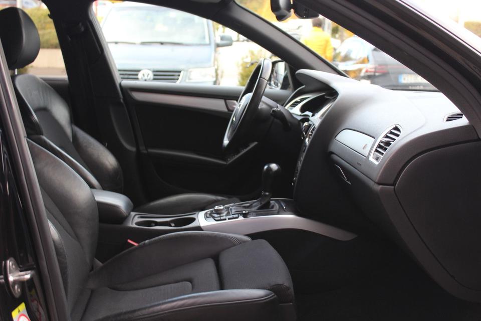 Audi A4 2011 — photo 19