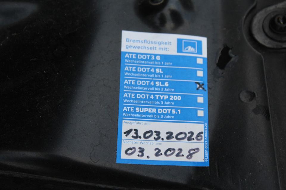 Audi A4 2011 — photo 29