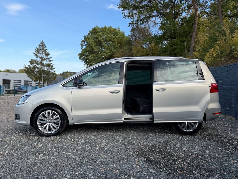 Volkswagen Sharan 2011 — photo 10