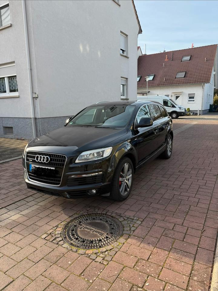 Audi Q7 2009 — engine