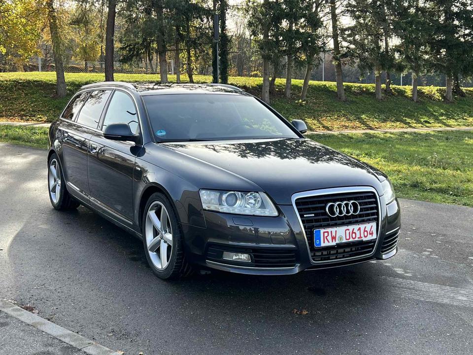 Audi A6 2010 — interior