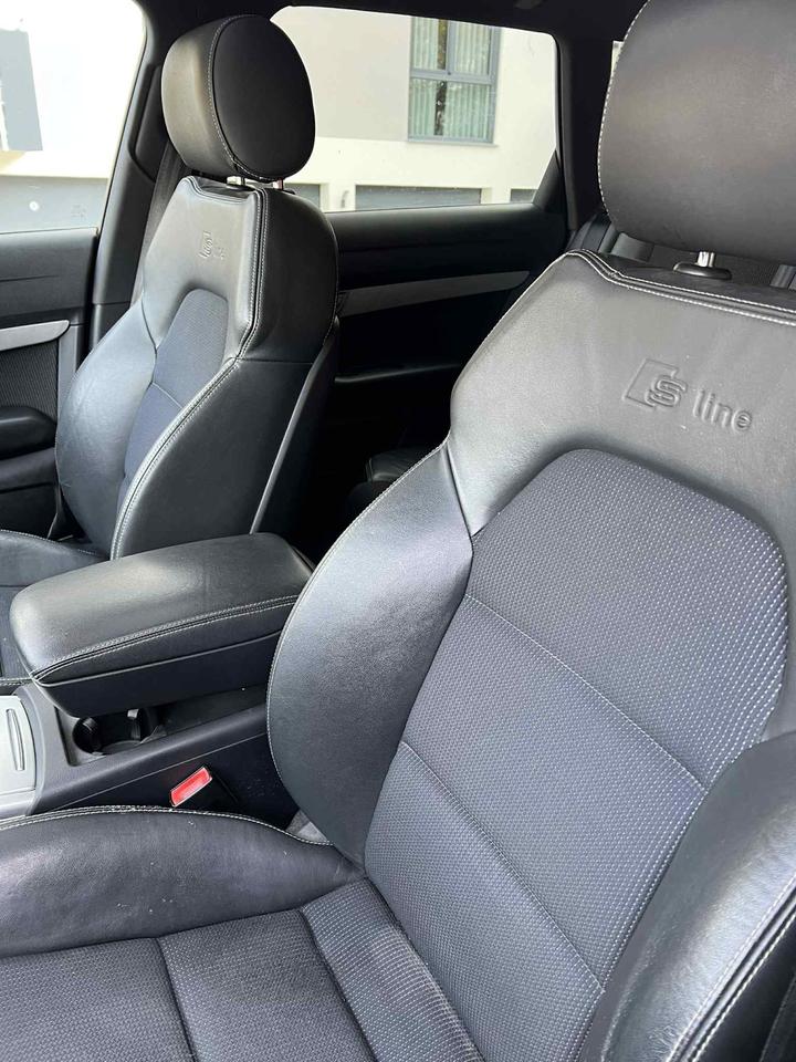 Audi A6 2010 — photo 5