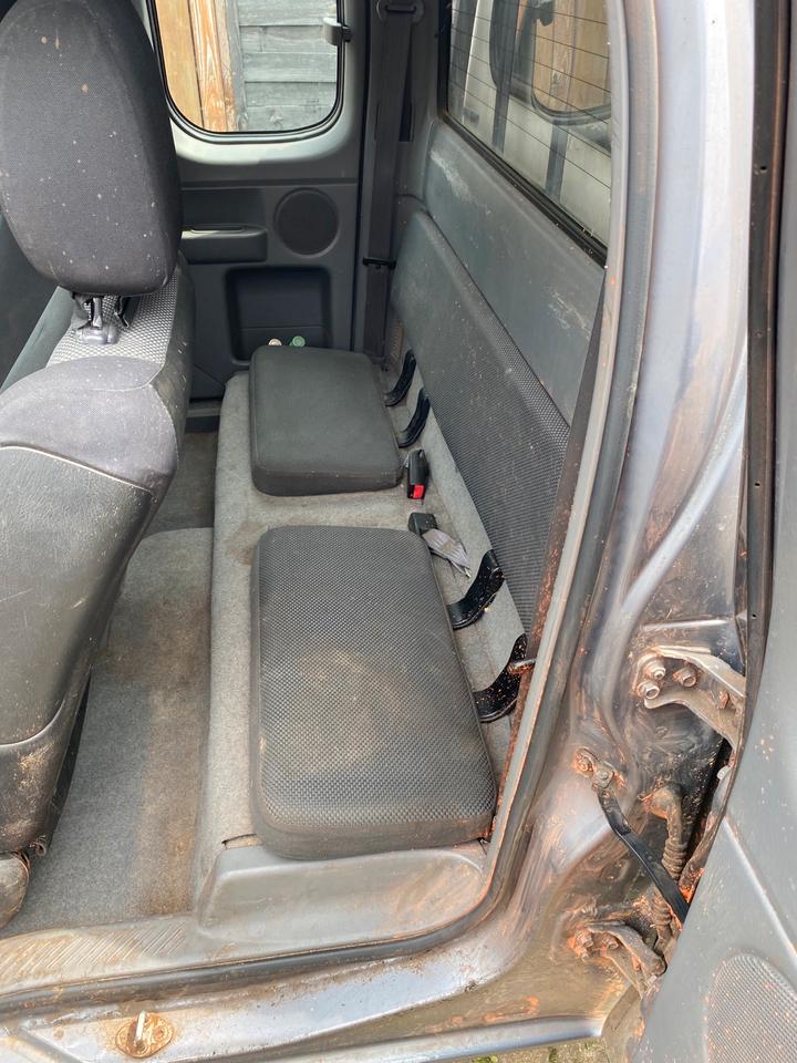 Mazda BT-50 2008 — interior