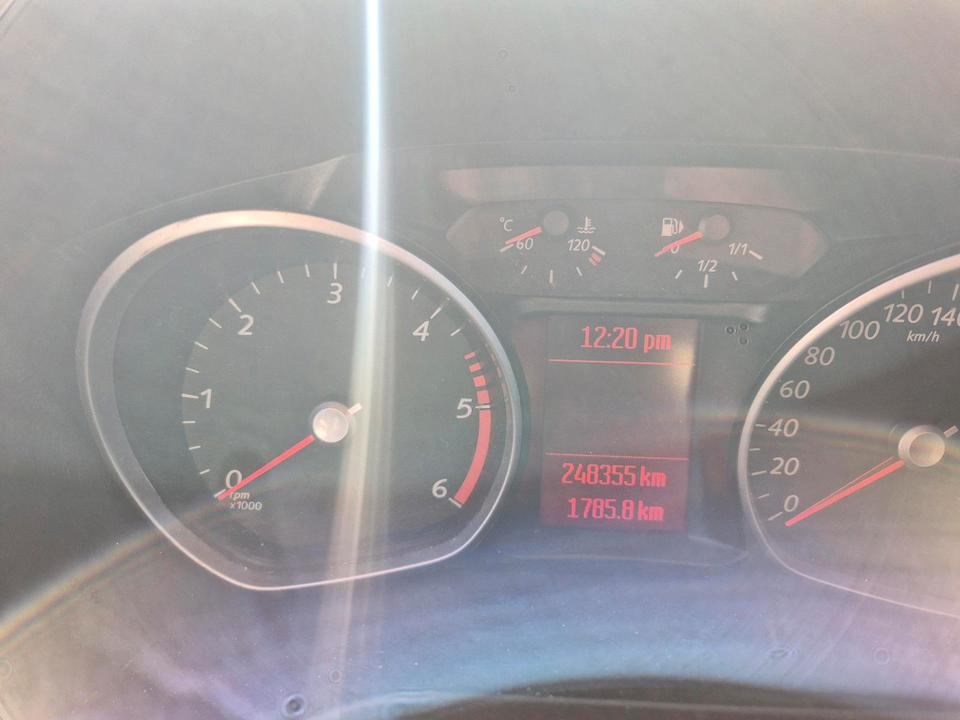 Ford S-Max 2009 — салон