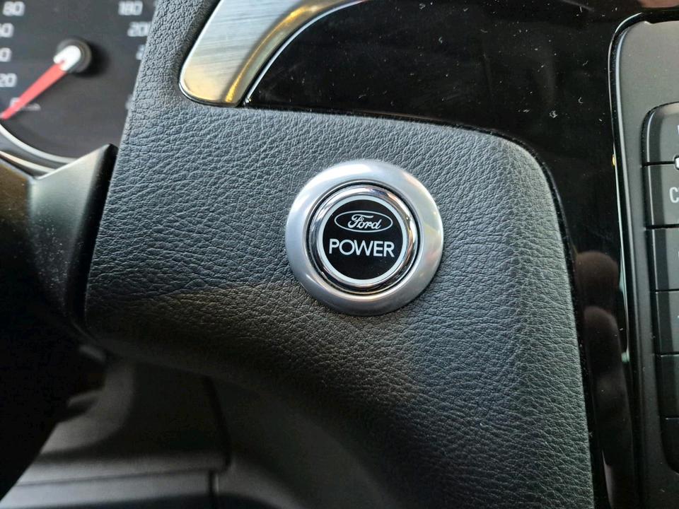 Ford S-Max 2013 — photo 10