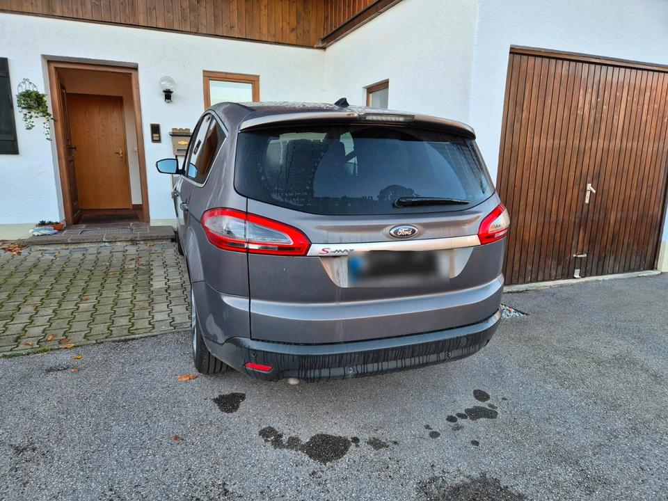 Ford S-Max 2013 — engine