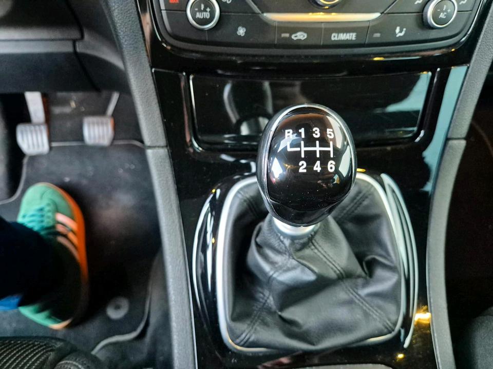 Ford S-Max 2013 — photo 6