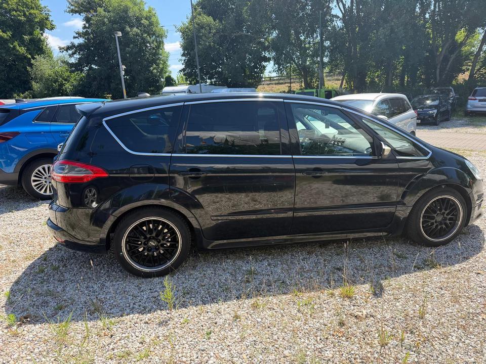 Ford S-Max 2013 — engine