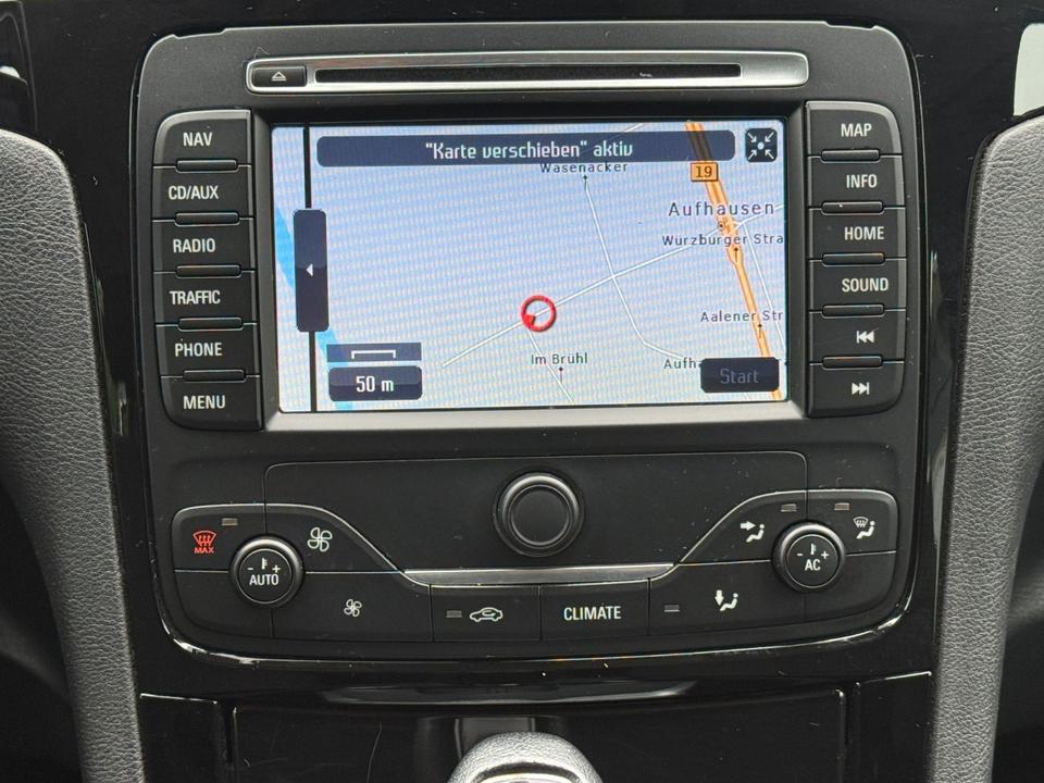 Ford S-Max 2012 — photo 12