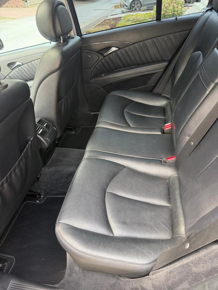 Mercedes Benz E 280 2006 — engine