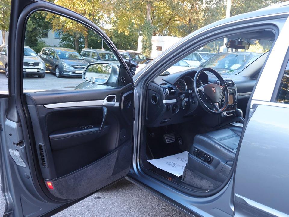 Porsche Cayenne 2006 — photo 15