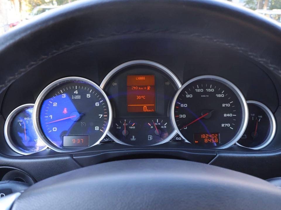 Porsche Cayenne 2006 — photo 26