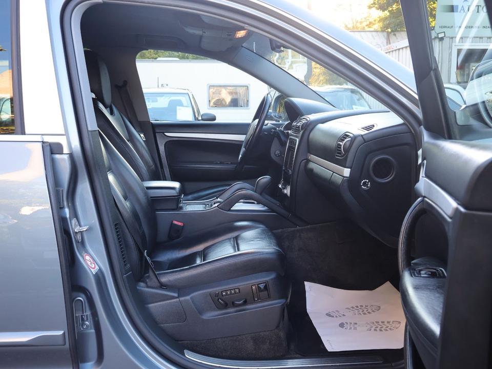Porsche Cayenne 2006 — photo 28