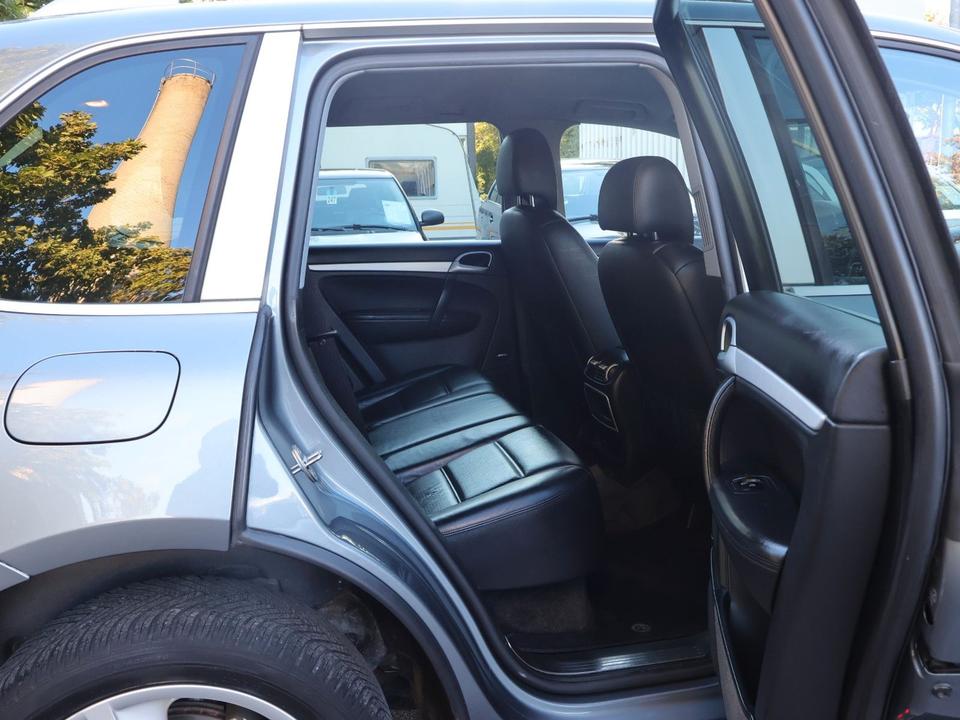 Porsche Cayenne 2006 — photo 31