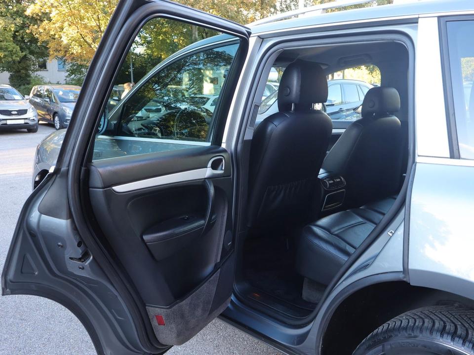 Porsche Cayenne 2006 — photo 33