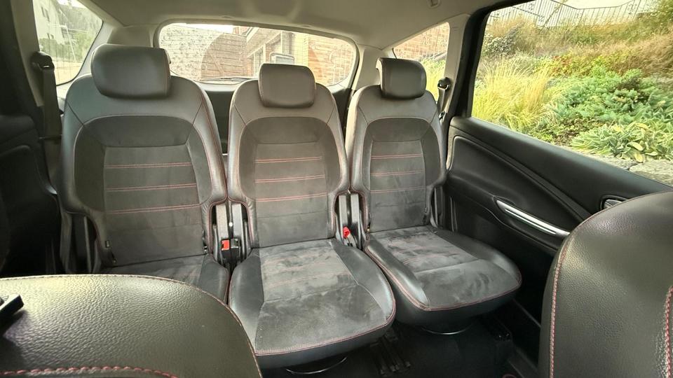 Ford S-Max 2010 — двигун